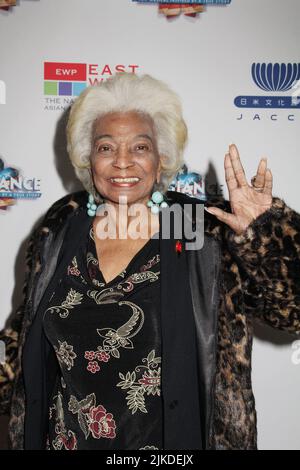 Los Angeles, USA. 28.. Februar 2018. Nichelle Nichols 02/28/2018 die Los Angeles-Premiere des Broadway-Musicals 'Allegiance' im Aratani Theater im Japanese American Cultural & Community Center in Los Angeles, CA Foto von Izumi Hasegawa/HNW/PictureLux Credit: PictureLux/The Hollywood Archive/Alamy Live News Stockfoto
