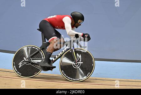 Stratford, Großbritannien. 01. August 2022. Commonwealth Games Track Cycling. Olympic Velodrome. Stratford. Nichola Paul (TTO) während des 1000m-Minuten-Zeitfahrens für Männer. Kredit: Sport In Bildern/Alamy Live Nachrichten Stockfoto