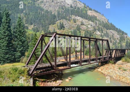 Zugbrücke über den Animas River Stockfoto