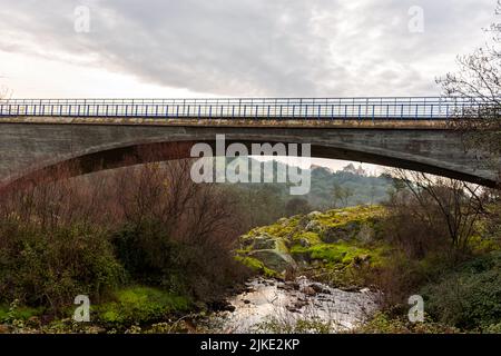 Puente Nuevo de Herrera en Galapagar, Comunidad de Madrid, España Stockfoto