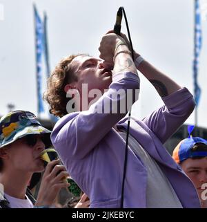 Zach Lount Von King No One Performing Live Off Stage In Concert, Tag 3 Des Victorious Festival 2021 Stockfoto