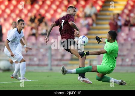 Foto Alessandro Garofalo/LaPresse30 Luglio 2022 Salerno, Italia - Reggina 1914 vs Adana Demirspor - amichevole stive prima trofeo Angelo Iervolino. Stadio Arechi. Nella foto: Jeremy Menez (Reggina 1914); 30. Juli 2022 Salerno, Italien - Reggina 1914 gegen Adana Demirspor , Sportfußball, Sommerfreundschaftsspiel zunächst Angelo Iervolino Trophäe Arechi Stadion. Im Bild: Jeremy Menez (Reggina 1914); Stockfoto