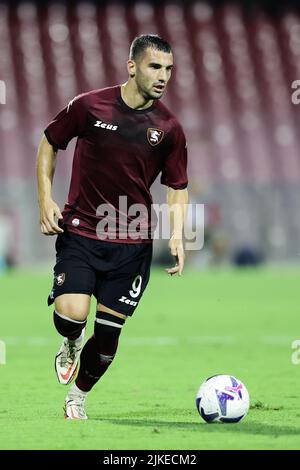 Foto Alessandro Garofalo/LaPresse30 Luglio 2022 Salerno, Italia - US Salernitana vs Adana Demirspor - amichevole estive prima trofeo Angelo Iervolino. Stadio Arechi. Nella foto: Federico Bonazzoli (US Salernitana 1919); 30. Juli 2022 Salerno, Italien - US Salernitana vs Adana Demirspor, Sportfußball, Sommerfreundschaftsspiel Erstes Angelo Iervolino Pokal Arechi Stadion. Im Bild: Federico Bonazzoli (US Salernitana 1919); Stockfoto