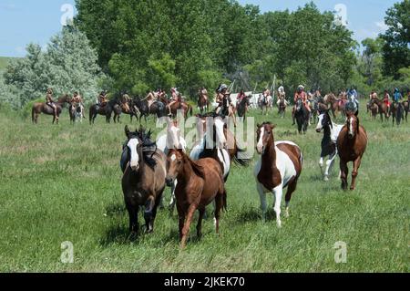 Demonstration des Dorflebens der Kultur in Plains während der Nachstellung der Little Bighorn, Crow Agency Montana Stockfoto