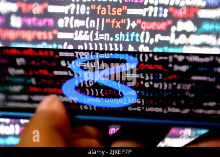 Indien. 01. August 2022. In dieser Abbildung wird ein Metaverse-Logo auf einem Smartphone angezeigt. (Foto: Avishek das/SOPA Images/Sipa USA) Quelle: SIPA USA/Alamy Live News Stockfoto