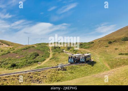 10. Juli 2022: Llandudno, North Wales, UK - die Llandudno Straßenbahn ist unsere einzige Straßenbahn, die noch existiert und eine von nur drei auf der Welt Stockfoto