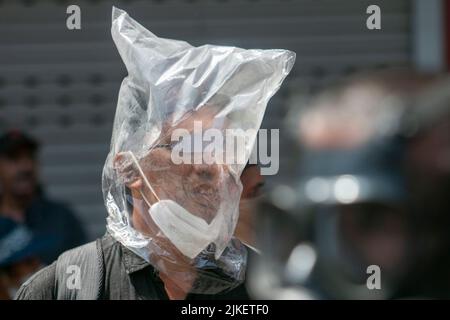 Am 9. Juli 2022 Schlossen Sich Eine große Anzahl von Menschen dem Protest an, der den gegenwärtigen Präsidenten von Sri Lanka, Gotabhaya Rajapaksha, zum Rücktritt forderte. Stockfoto