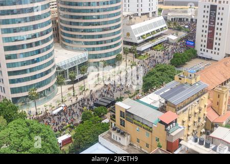 Am 9. Juli 2022 Schlossen Sich Eine große Anzahl von Menschen dem Protest an, der den gegenwärtigen Präsidenten von Sri Lanka, Gotabhaya Rajapaksha, zum Rücktritt forderte. Stockfoto