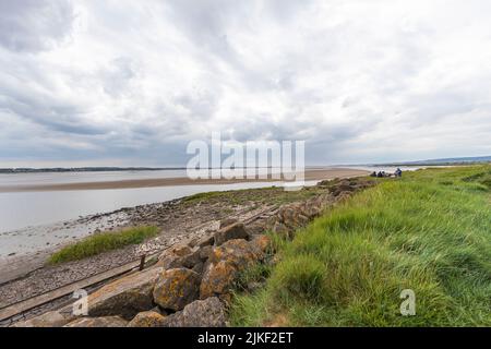 Die Verteidigung des Meeres und der Fluss Severn. Lydney Dock, Gloucestershire. Stockfoto