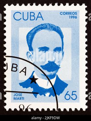 KUBA - UM 1996: Eine in Kuba gedruckte Briefmarke aus der Ausgabe 'Independence Fighters' zeigt Jose Marti, um 1996. Stockfoto