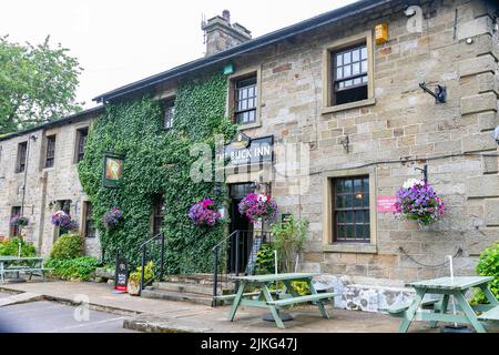 The Buck Inn Pub und Restaurant im Yorkshire Dorf Buckden, Yorkshire Dales, England, UK Sommer Tag 2022 Stockfoto