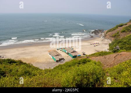 Chapora Beach and Shacks Luftbild, in der Nähe von Chapora Fort, North Goa, Indien Stockfoto