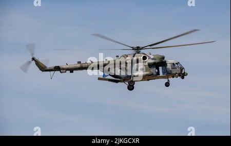 Tschechische Luftwaffe Mi-17sh Hip-Hubschrauber auf der Royal International Air Tattoo 2022 Stockfoto