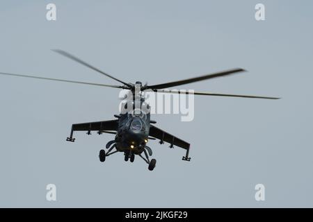 MIL Mi-24P, ungarische Luftwaffe, RIAT 2022, RAF Fairford, Gloucestershire, Stockfoto