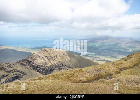 Blick nach Westen vom Gipfel des Mount Brandon in der Grafschaft Kerry, Irland Stockfoto