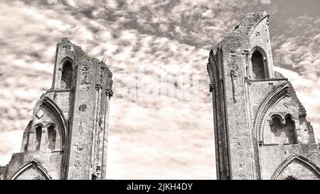 Eine Aufnahme der Glastonebury Abbey in Glastonbury, Somerset, England Stockfoto