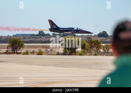 Ein Flugjet während der Miramar Airshow in San Diego, Kalifornien, USA Stockfoto