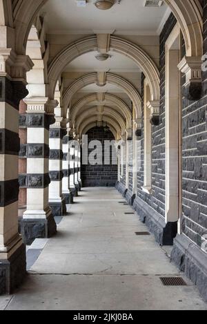 Details des schönen historischen Bahnhofs in Dunedin, Südinsel von Neuseeland Stockfoto