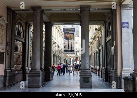 Das Innere der Galerien Royales Saint Hubert in der Innenstadt von Brüssel, Belgien, Europa Stockfoto