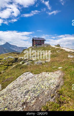Italien, Südtirol, Bozen, val di Vizze / Pfitschtal, passo di Vizze / Pfitscher Joch, das Pfitscherjoch Haus, Berghütte an der Grenzübergangsgrenze zwischen Italien und Österreich / Südtirol und Zillertal Stockfoto