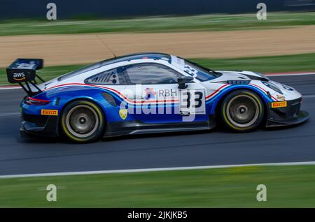 Die britische GT-Meisterschaft, Brands Hatch Grand Prix Circuit, Porsche. Stockfoto