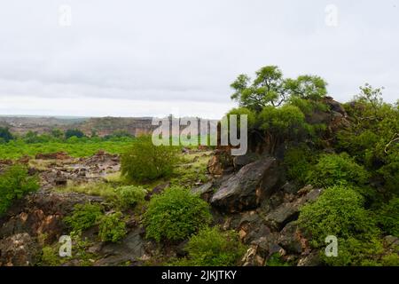 Eine Landschaft, Hügel mit viel Grün nach Regen bedeckt Stockfoto