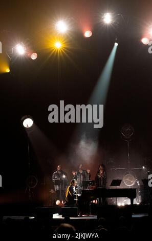 Die Sänger Nick Cave und Warren Ellis leben im Paramount Theater in Oakland Stockfoto