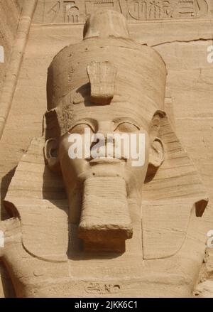 RAMSES II. IN ABU SIMBEL, ÄGYPTEN Stockfoto