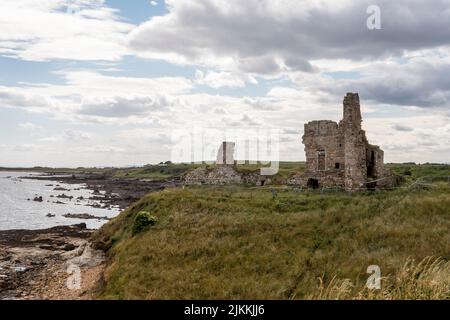 Die Ruinen des Newark Castle in St. Monans im Osten von Neuk of Fife. Stockfoto