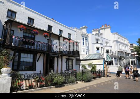 Das Dickens House Museum befindet sich in dem Cottage, das Charles Dickens Inspiration für das Haus von Betsey Trotwood in David Copperfield, Broadstairs, war. Stockfoto