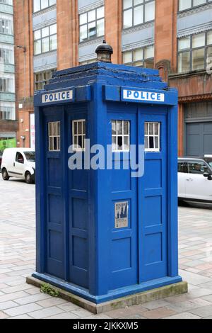 Wilson Street, Glasgow, Schottland, Großbritannien. Police Box in original blau lackiert. Stockfoto