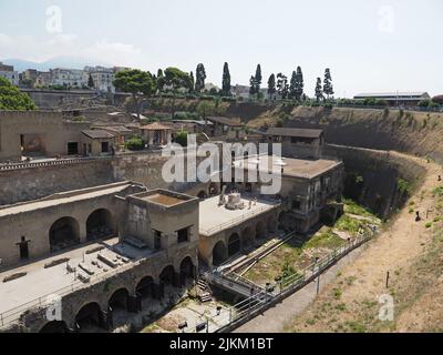 Überblick über die Ausgrabungsstätte der römischen Stadt Herculaneum in Ercolano, Kampanien, Italien Stockfoto