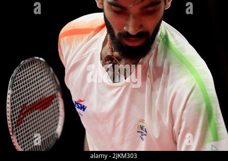 Eine detaillierte Ansicht der Halskette des indischen Srikanth Nammalwar Kidambi während des Spiels der Badminton-Team-Goldmedaille im NEC am fünften Tag der Commonwealth Games 2022 in Birmingham. Bilddatum: Dienstag, 2. August 2022. Stockfoto