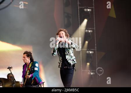 Mick Jagger, Ronnie Wood von den Rolling Stones im Hyde Park, 25. Juni 2022 Stockfoto
