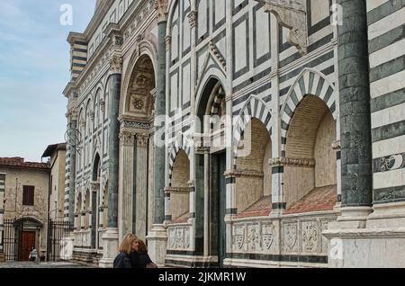 Eine der berühmtesten Kirchen in Florenz, die Kirchen von Santa Maria Novella auf dem gleichnamigen Platz Stockfoto