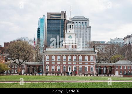 Independence Hall und Park in Philadelphia, PA Stockfoto