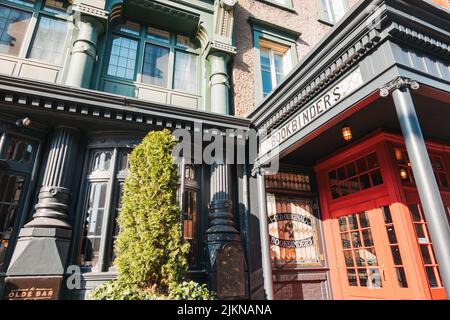 Der Eingang zum Old Original Buchbinder's, früher Standort eines bekannten Fischrestaurants in Philadelphia, jetzt eine Bar Stockfoto