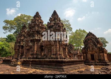 Der Banteay Srei oder Banteay Srey, ein Tempel aus dem 10.. Jahrhundert, der dem Hindu-gott Shiva gewidmet ist. Angkor, Kambodscha. Stockfoto