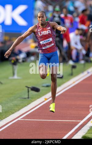 Christian Taylor (USA) dreifache Sprünge 54-0 3/4 (16,48) in der Qualifikationsrunde während der Nachmittagssession am 7. Tag der Leichtathletik-Weltmeisterschaft Stockfoto