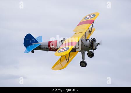 Boeng / Stearman N4214W, AT Shuttleworth Collection, Fly Navy Air Display 2022, Stockfoto