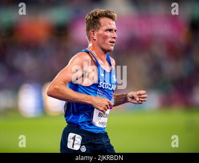 BIRMINGHAM, GROSSBRITANNIEN. 02. August 2022. Andrew BUTCHART (SCO) tritt am Dienstag, den 02. August 2022 in BIRMINGHAM, GROSSBRITANNIEN, im 10000-Meter-Finale der Männer während der Leichtathletik von Birmingham 2022 - Commonwealth Games in der Birmingham Arena an. Kredit: Taka Wu/Alamy Live Nachrichten Stockfoto