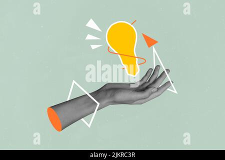 Surreal ungewöhnlich vintage Collage Illustration von schwarz weiß Farben Arm schweben Glühbirne neue Idee Inspiration Kreativität Lösung Konzept Stockfoto