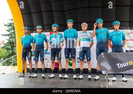 Chelm, Lubelskie, Polen - 31. Juli 2022: 79 Tour de Pologne, Präsentation des Astana-Teams Stockfoto