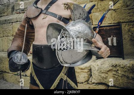 Tarraco, Italien. 26.. Mai 2012. Gladiator mit thrakischem Helm. Kredit: Unabhängige Fotoagentur/Alamy Live Nachrichten Stockfoto