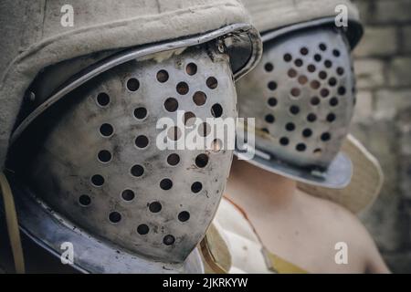 Tarraco, Italien. 26.. Mai 2012. Gladiatoren mit Stoffhelm und Motorhaube. Kredit: Unabhängige Fotoagentur/Alamy Live Nachrichten Stockfoto