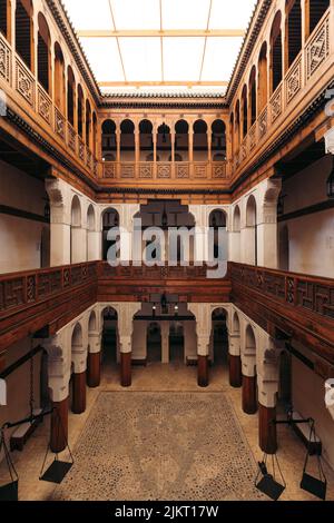 Der Innenraum eines Riad in Fes, Marokko Stockfoto