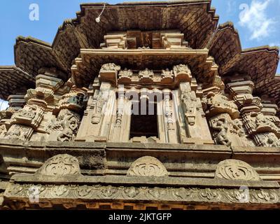 Stock Foto der Außenansicht des alten Kopeshwar Mahadev Tempel, Khidrapur, Maharashtra, Indien.schöne Schnitzerei enthüllt hinduistische Kultur und Tradition Stockfoto