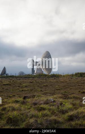 Goon Hilly Earth Station cornwall england gb vertikales Format Stockfoto