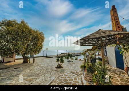 Schöne Plätze in Agia Marina Dorf Stockfoto