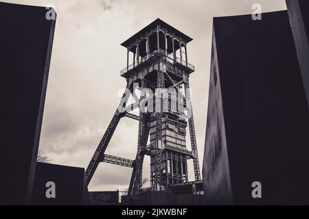 Genk, Belgien, April 2022: Blick auf einen der Kohlebergwerksschächte der C-Mine in Genk, Belgien Stockfoto